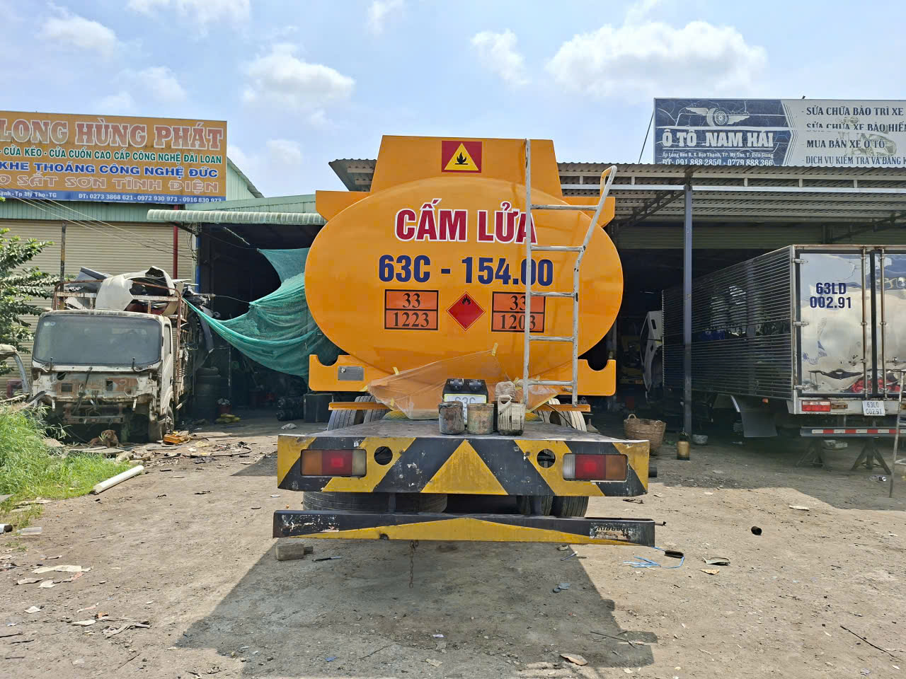 Trang trí dán decal xe TDDCX01